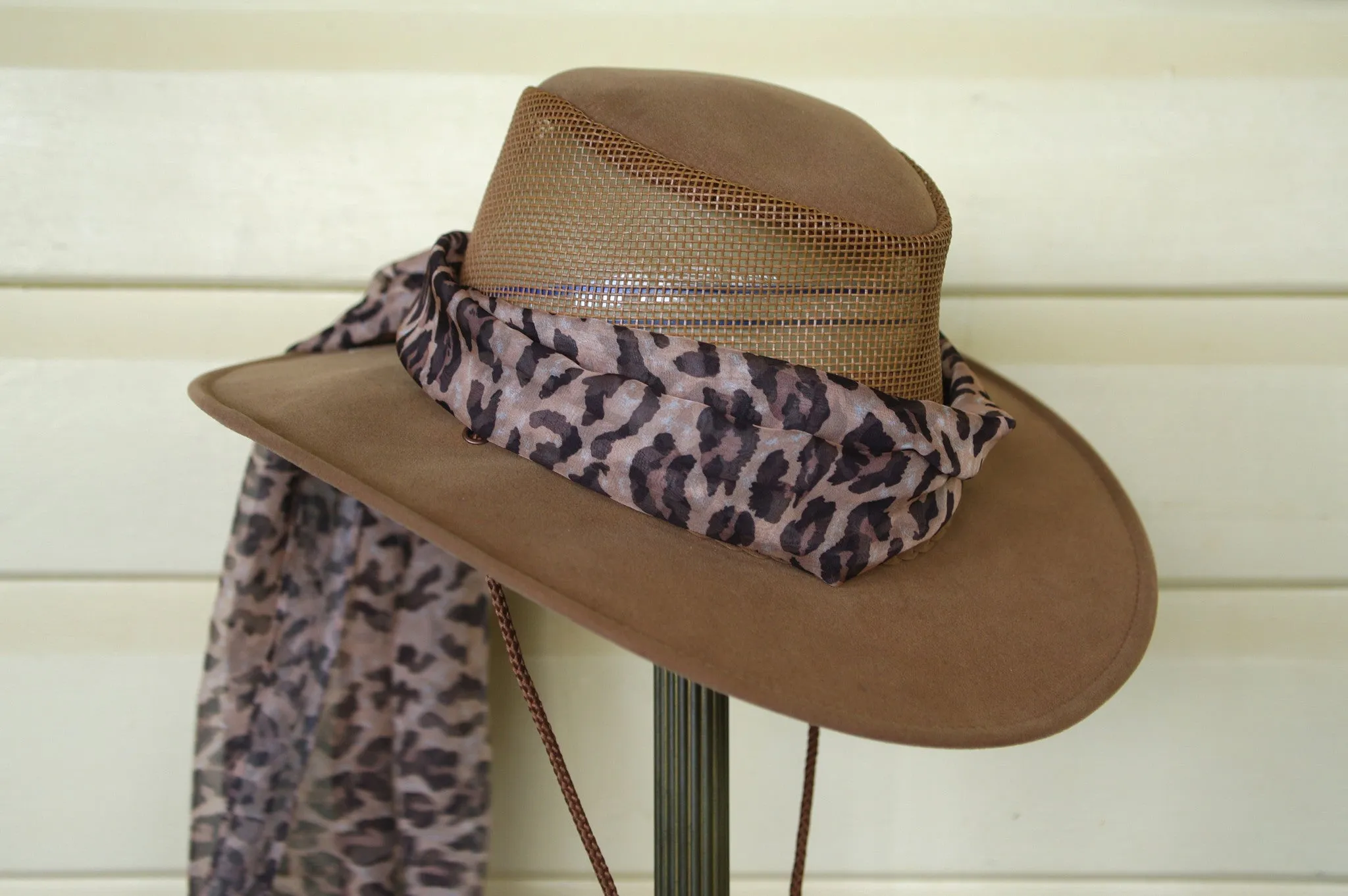 Hat Scarf in Leopard Print