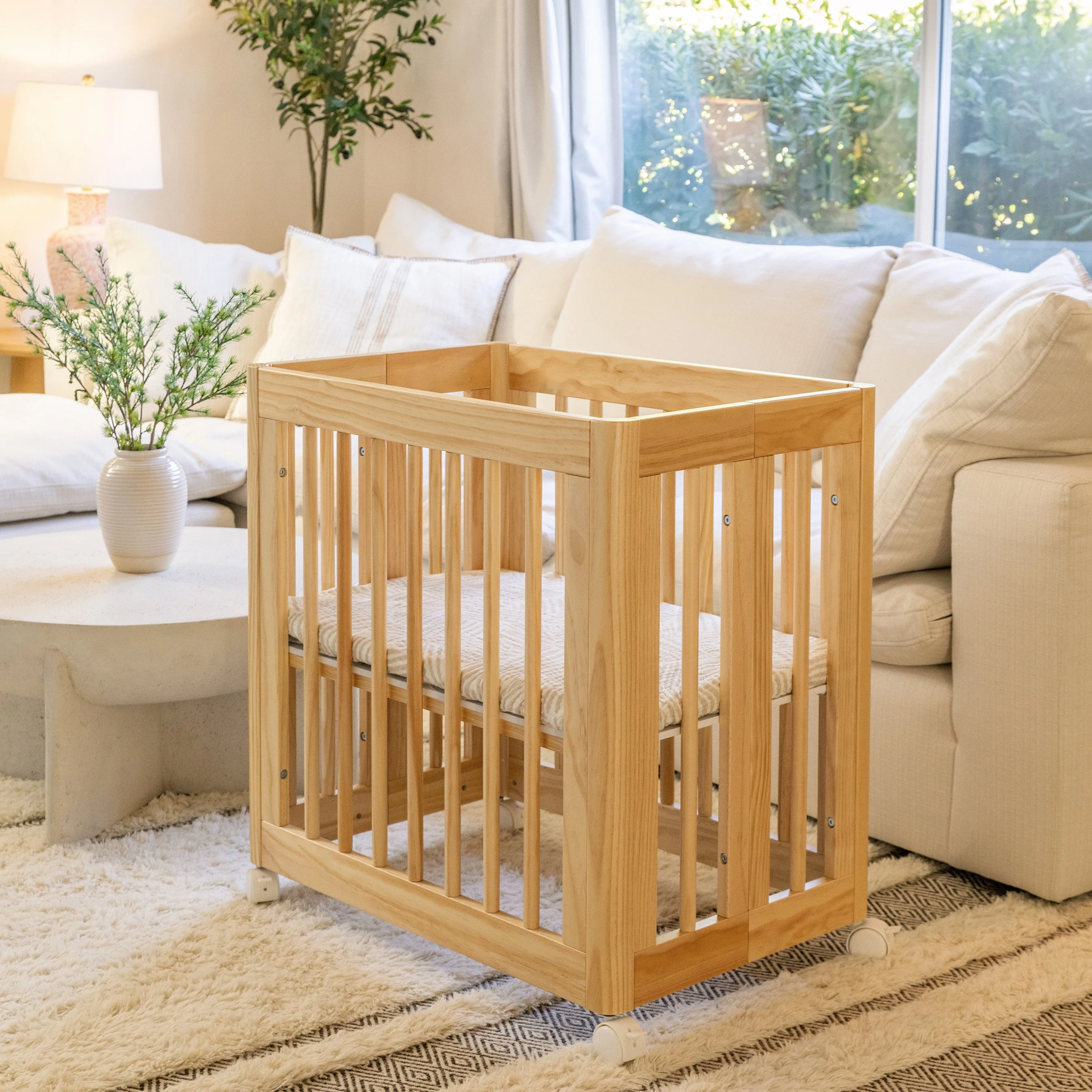 Yuzu 8-in-1 Convertible Crib with All-Stages Conversion Kits